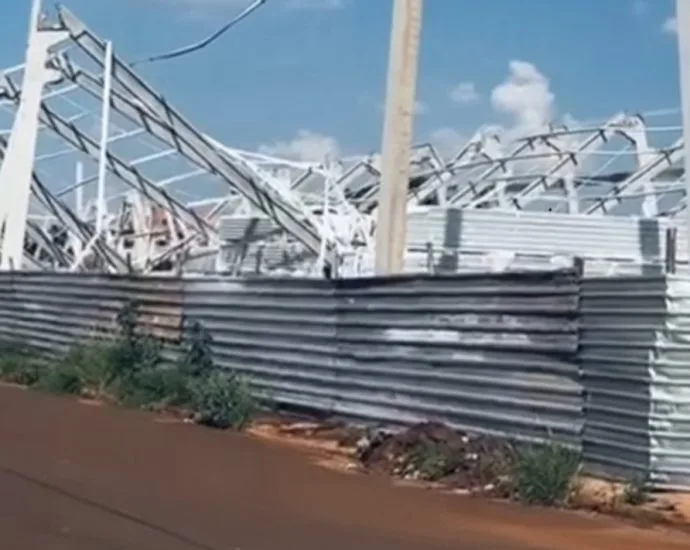 Desabamento de mercado em construção causa mortes em Campo Grande