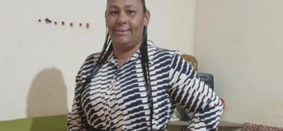 Mulher morre em acidente com Honda Biz em Água Clara