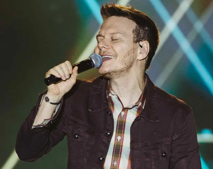 Michel Teló se pronuncia após show vazio em Vitória (ES)