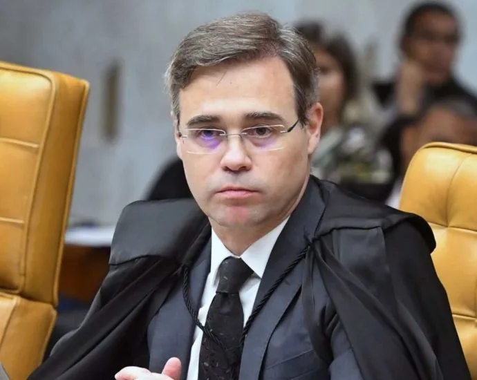 Mendonça retira sigilo do caso Master a pedido de Fachin