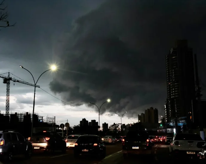 Tempestades e ventos de até 90 km/h em Mato Grosso do Sul neste fim de semana