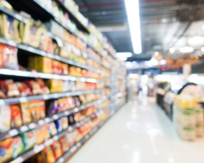 Idoso morre após parada cardíaca em supermercado em Corumbá