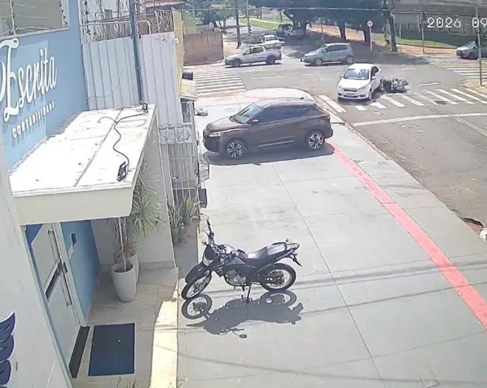 Motociclista em estado grave após acidente em Campo Grande