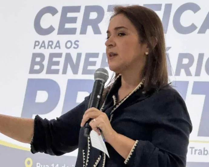 Prefeita de Campo Grande assina ordem de serviço para reordenamento na Avenida Euler com Tamandaré