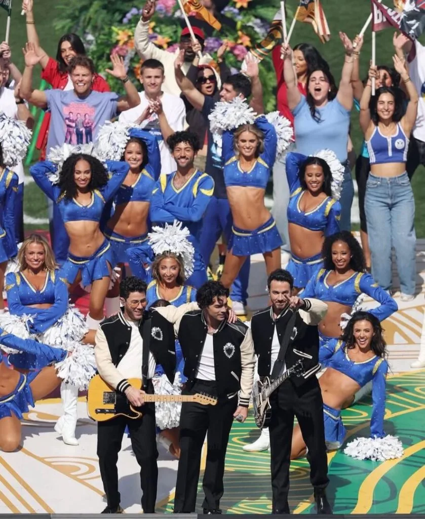 Jonas Brothers fazem show histórico na NFL em Melbourne