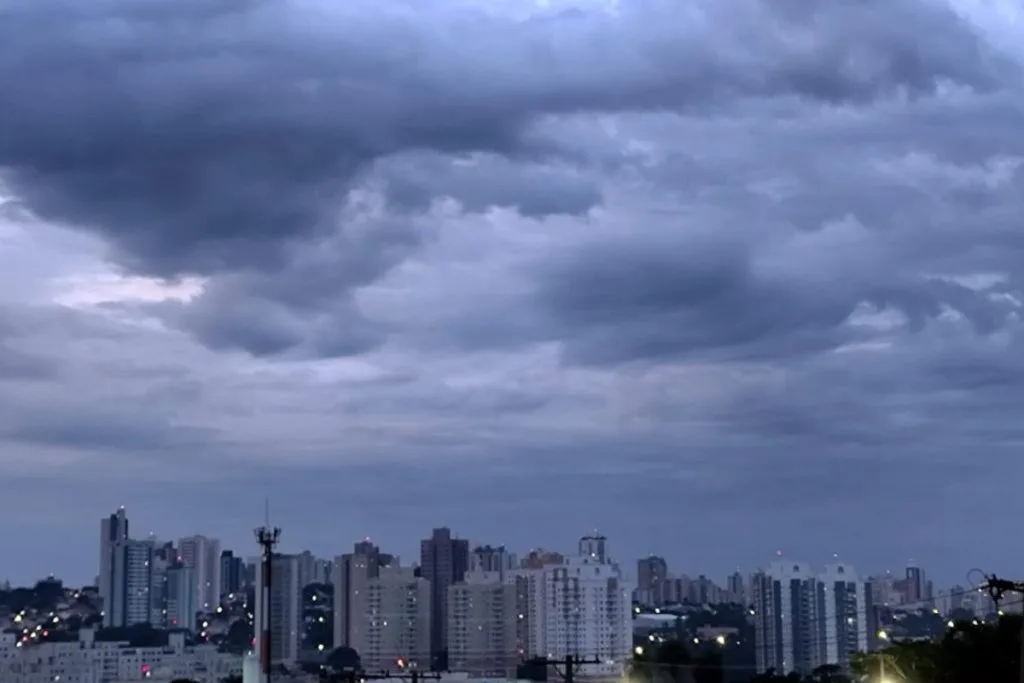 Campo Grande pode ter precipitações à tarde e à noite. (Foto: Wilmar Carrilho)
