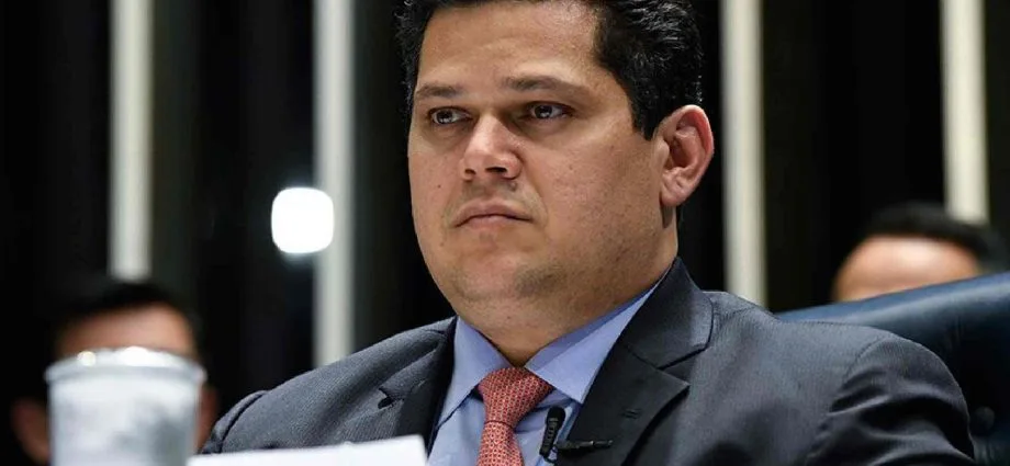 Imagens revelam proximidade entre Davi Alcolumbre e Daniel Vorcaro