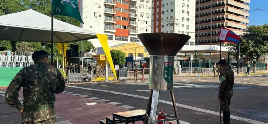 Desfile de 7 de Setembro reúne moradores em Campo Grande