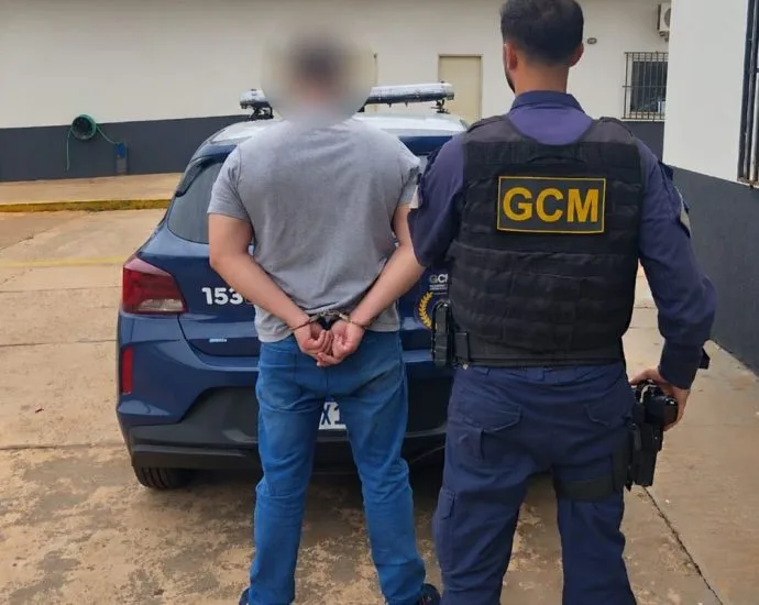 Homem é preso por ato obsceno em frente a escola infantil em Campo Grande