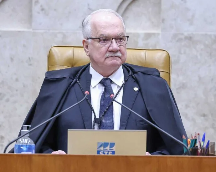 Edson Fachin assume relatoria de caso envolvendo Moraes e Vorcaro