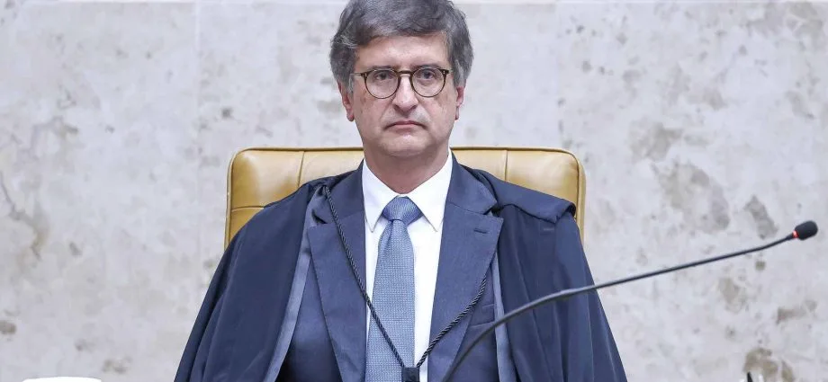 PGR pede apuração sobre interferência de Mendonça em inquérito que envolve Moraes