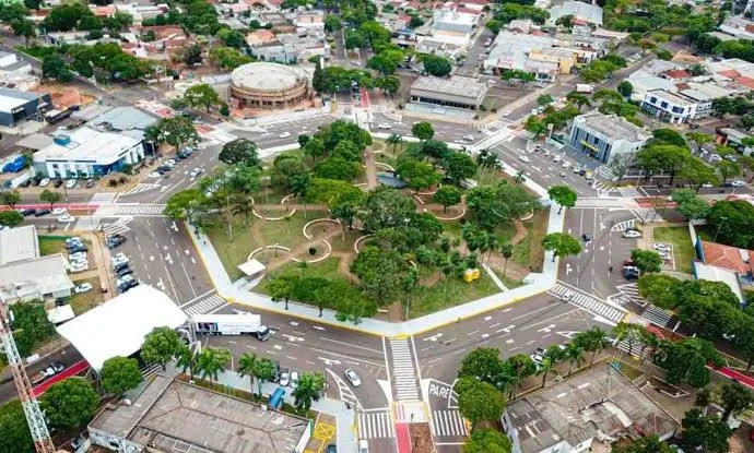 Obras de drenagem e asfalto em Naviraí custarão R$ 19,9 milhões