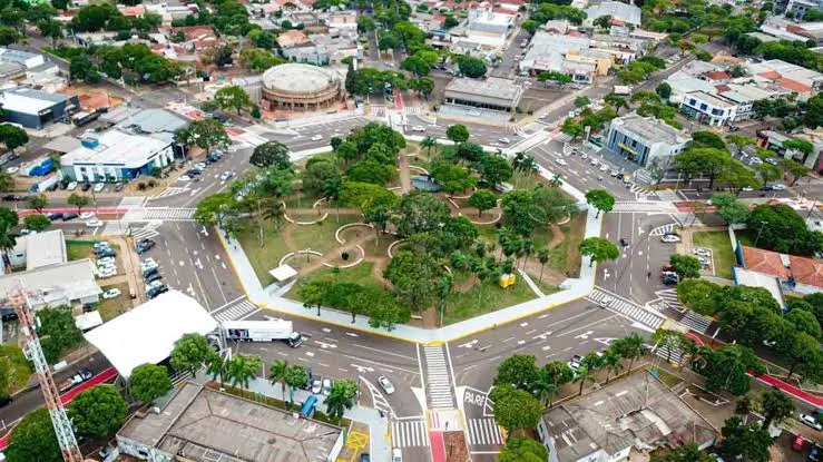 Obras de drenagem e asfalto em Naviraí custarão R$ 19,9 milhões