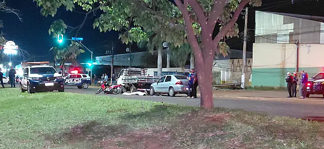 Motociclista morre em acidente entre caminhão e Prisma em Campo Grande