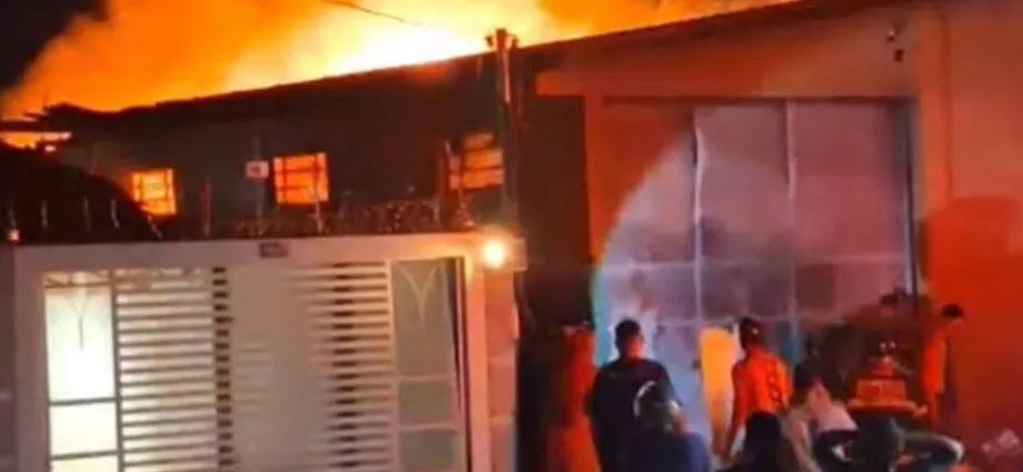 Incêndio destrói marcenaria no Jardim Colibri em Campo Grande