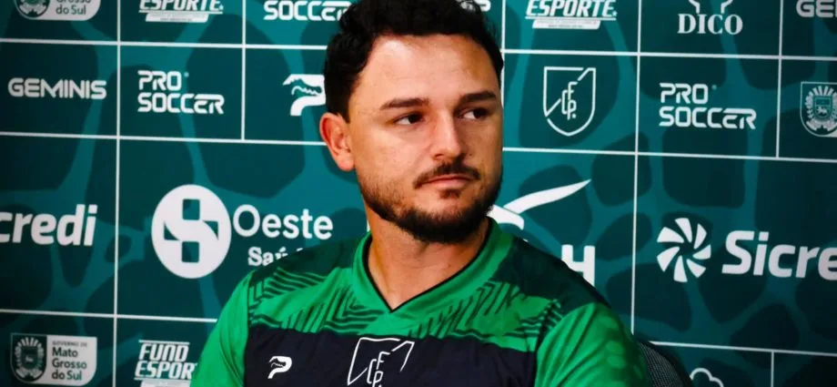 Juninho Morais deixa o comando do Pantanal Feminino após três jogos