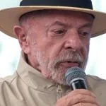 TSE suspende propaganda de Lula que associa Flávio Bolsonaro a rachadinha
