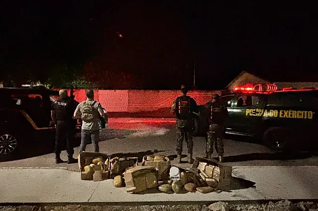 Polícia Federal apreende 101 kg de maconha em Corumbá e prende quatro pessoas