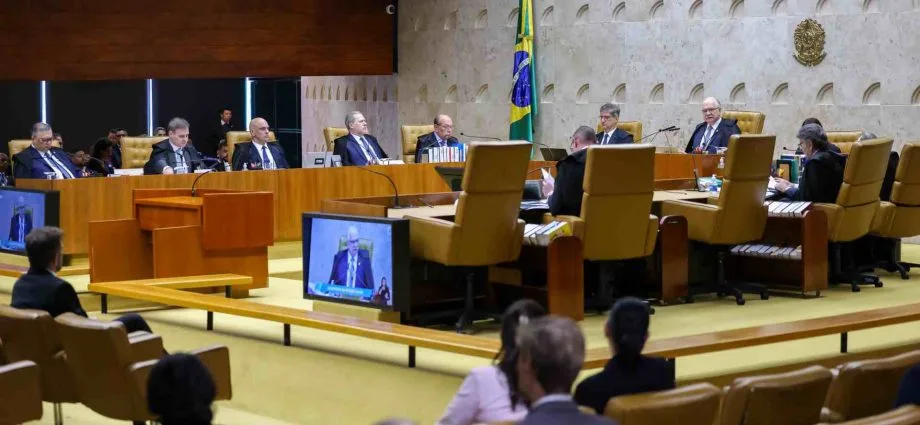 Conflito entre Gilmar Mendes e André Mendonça marca sessão do STF em 15 de setembro