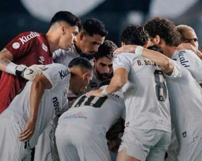 Palmeiras empata com Santos na Vila e avança à semifinal da Copa do Brasil