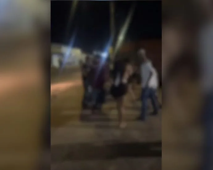 Moradores do Jardim Centro Oeste reclamam de brigas e som alto em tabacaria