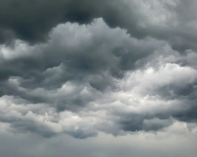 Campo Grande em alerta para chuvas e ventos fortes