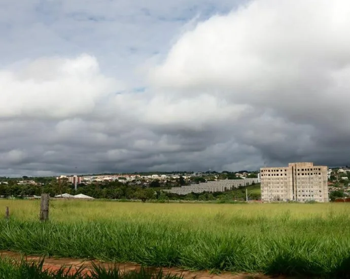 Alerta de tempestade em Campo Grande nesta sexta-feira (11)