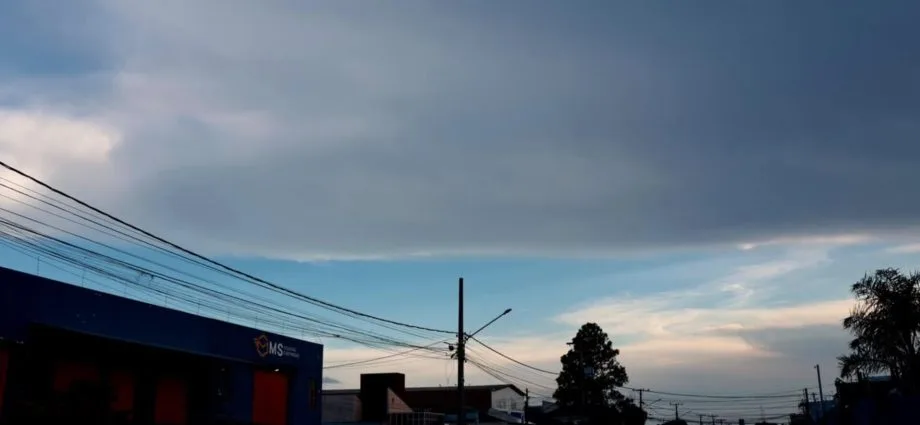 Alertas de Tempestade em Mato Grosso do Sul Neste Sábado com Ventos de Até 90 km/h