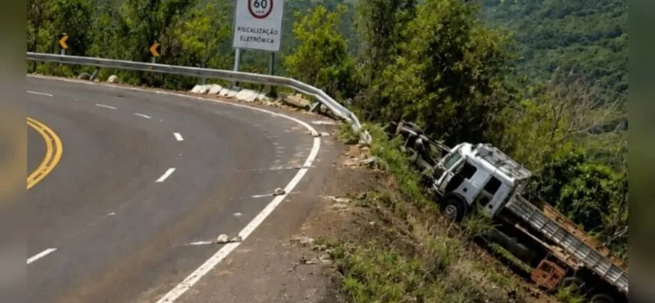 Acidente fatal na Serra de Maracaju deixa uma pessoa morta
