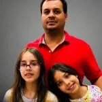 Família se despede de pai e duas filhas mortos em acidente na BR-163