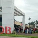Vestibular da UCDB provoca lentidão no trânsito da Av. Tamandaré em Campo Grande