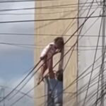 Criança fica presa à fiação elétrica após queda em Delmiro Gouveia