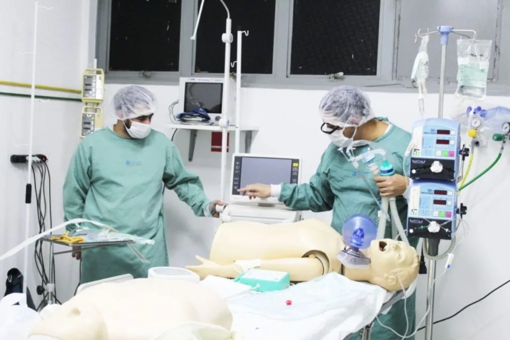 Esquema envolveu sobrepreço e superfaturamento em contrato para instalação e manutenção de sistema de gestão hospitalar. (Foto: SES)