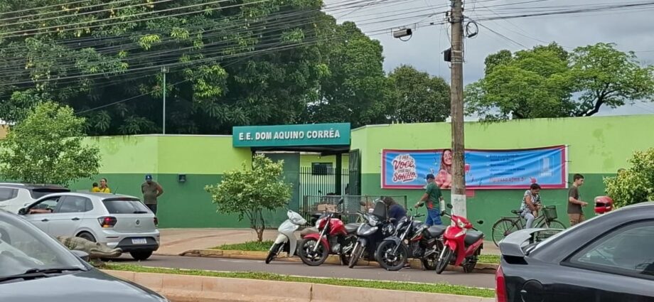 Votação do segundo turno é estendida até as 19h no Brasil