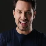 Shopping Três Lagoas Fashion com Eliéser Ambrósio neste sábado