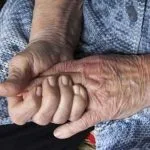 Idoso de 98 anos enfrenta ameaças em Campo Grande após invasões frequentes