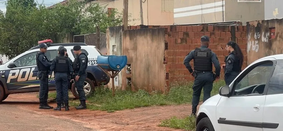 Homem é morto pela polícia após agredir esposa e ameaçar agentes em Campo Grande