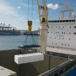 Suzano registra embarque de 39,1 mil toneladas de celulose em 24 horas no Porto de Santos