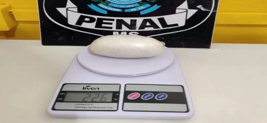 Duas mulheres detidas com cocaína em unidade prisional de Três Lagoas