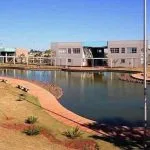 UEMS divulga lista de alunos com bolsas de intercâmbio aprovadas no exterior