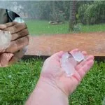 Granizo atinge bairros de Campo Grande durante tempestade