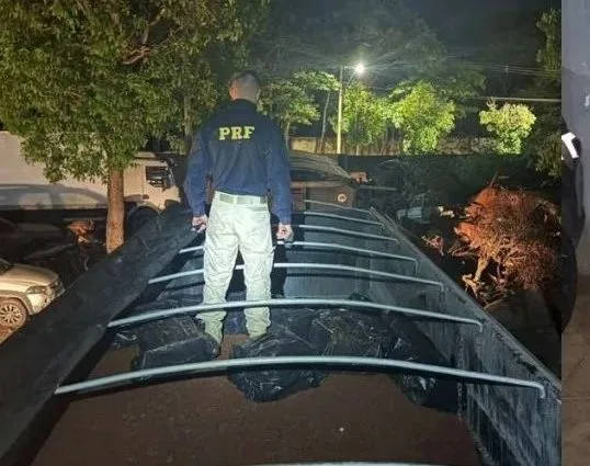 Motorista de Água Clara é preso com 1,13 tonelada de maconha em MG