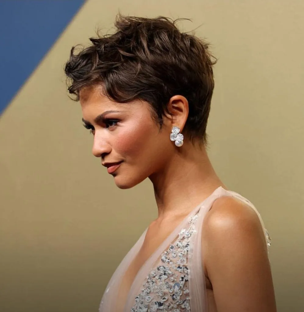 Tendências de Beleza: Cabelos Extremamente Longos e o Pixie em Alta
