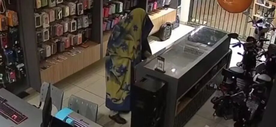 Furto em loja de celulares: suspeito é identificado em Fátima do Sul