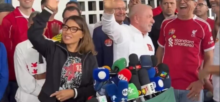 Lula encerra entrevista após pergunta sobre desânimo em São Bernardo
