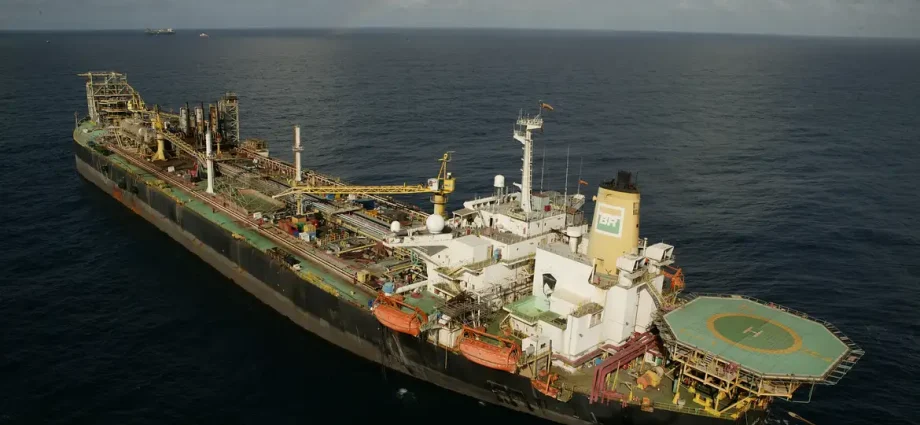 Brasil supera Arábia Saudita entre fornecedores de petróleo da China