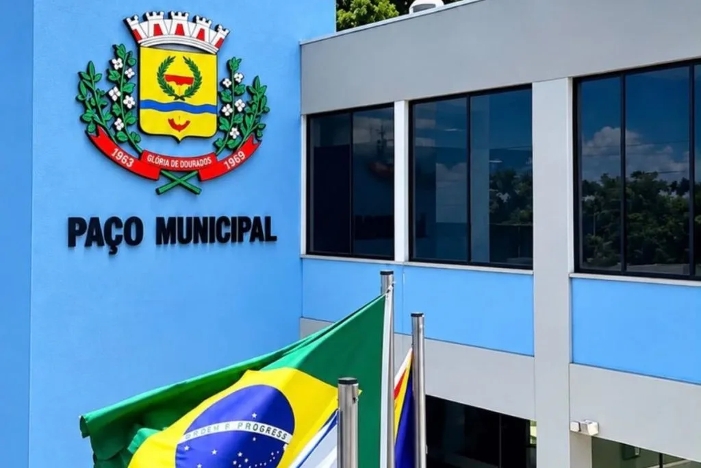 Decreto foi publicado pela prefeitura de Glória de Dourados. (Foto: Reprodução)