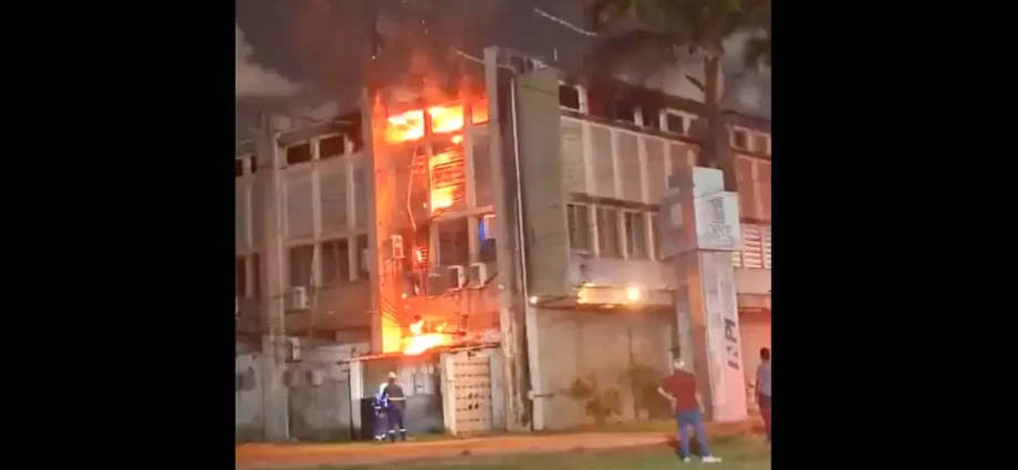 Força-tarefa da AGU é criada para apoiar UFPE após incêndio