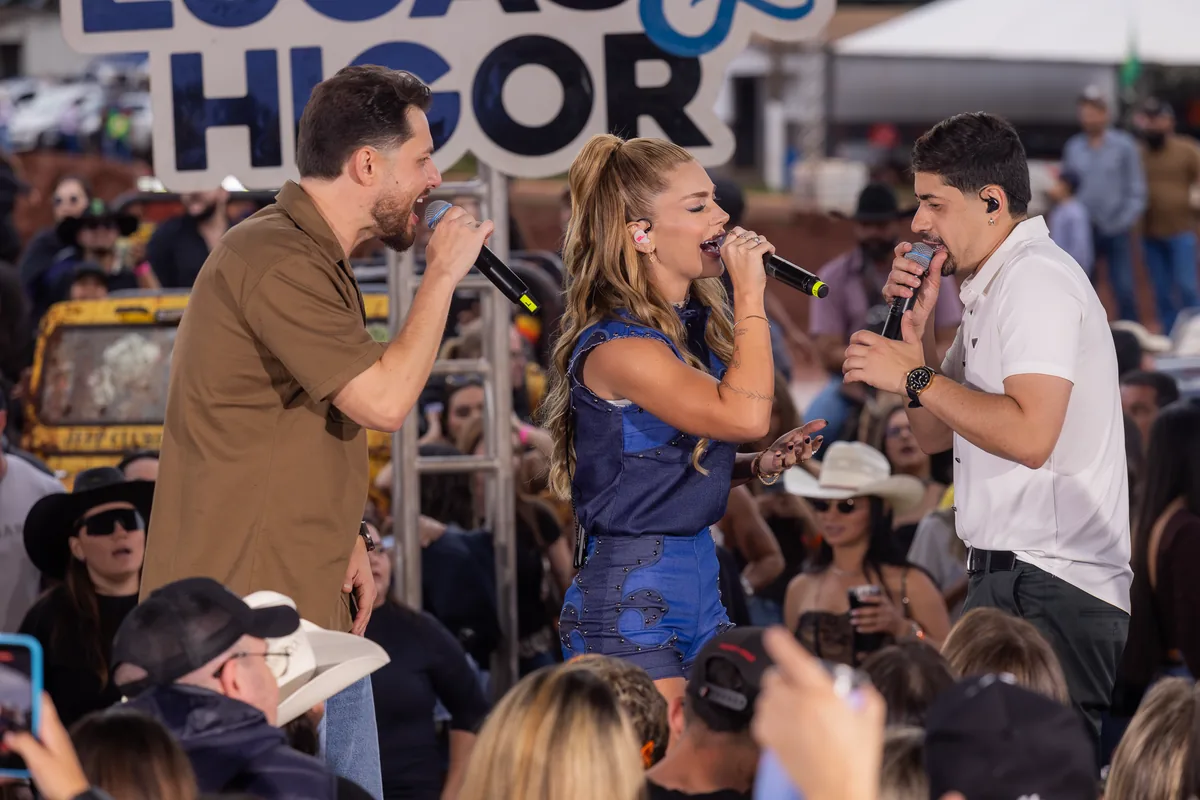 Lucas & Higor dividem o palco com participação especial em Nova Andradina