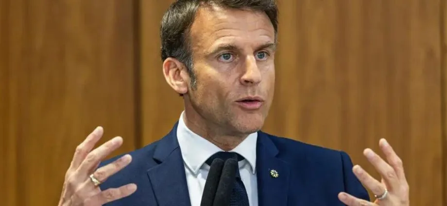 Macron critica violência em protestos na França